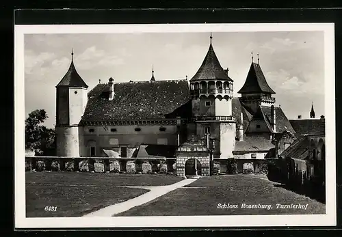 AK Rosenburg, Turnierhof des Schlosses