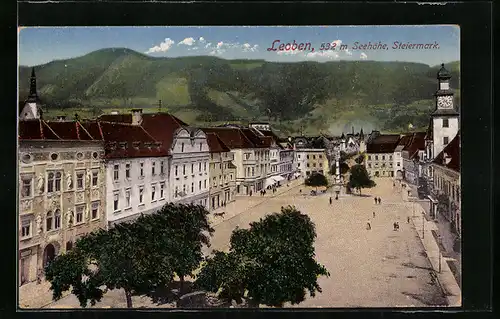 AK Leoben, Platzansicht mit Leuten