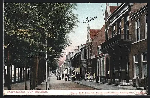 AK Den Helder, Hoofdgracht, Blick die Strasse am Kanalufer hinab