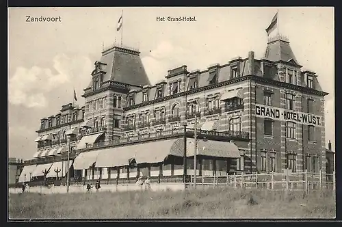 AK Zandvoort, Het Grand-Hotel
