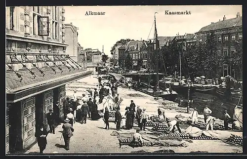 AK Alkmaar, Kassmarkt, Menschen am Ufer
