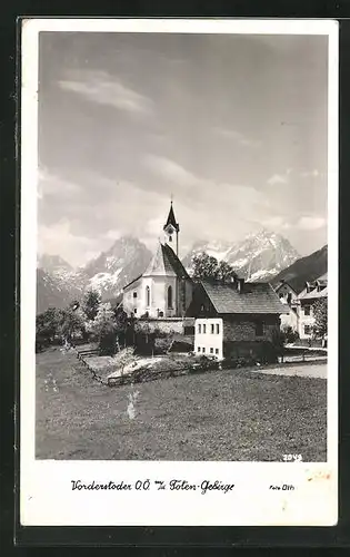 AK Vorderstoder, Kirche gegen Totengebirge