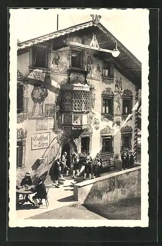 AK Oetz, Gasthof Stern mit Original Tiroler Bauerngruppe