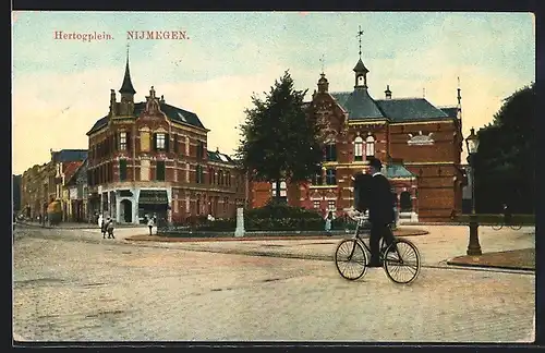 AK Nijmegen, Hertogplein