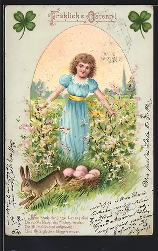 AK Osterhase hoppelt über eine Frühlingswiese, Ostereier im Körbchen