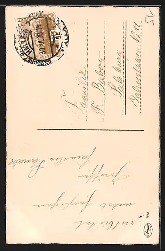 AK Schornsteinfeger hebt grüssend den Kehrbesen