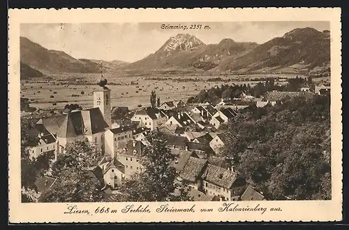 AK Liezen, Blick vom Kalvarienberg auf den Ort und Grimming