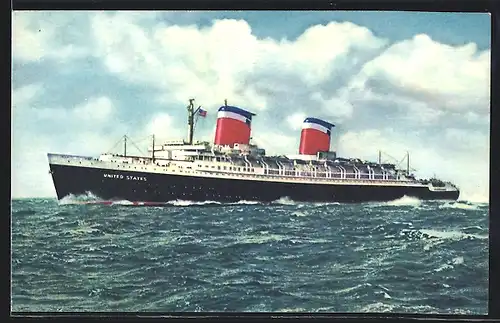 AK Passagierschiff Dampfer SS United States in voller Fahrt