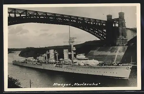 AK Kreuzer Karlsruhe unter einer Brücke