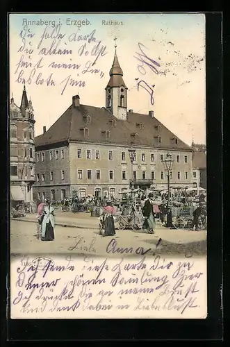 AK Annaberg i. Erzgeb., Markt am Rathaus