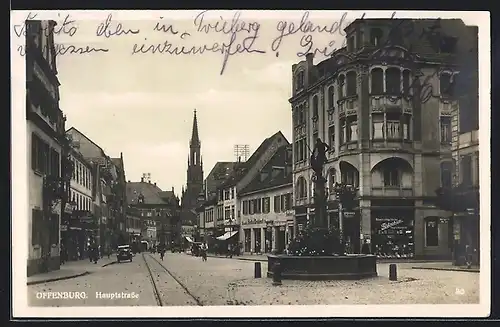 AK Offenburg, Hauptstrasse mit Brunnen