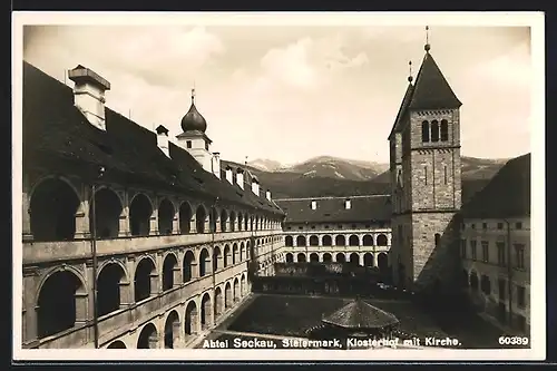 AK Seckau, Abtei, Klosterhof mit Kirche