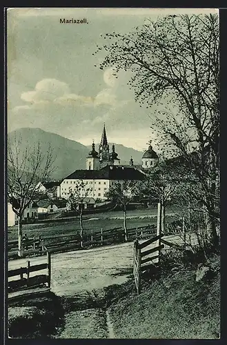 AK Mariazell, Ortsansicht mit Blick auf Kirche