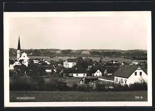 AK Wundschuh, Panoramaansicht mit Kirche