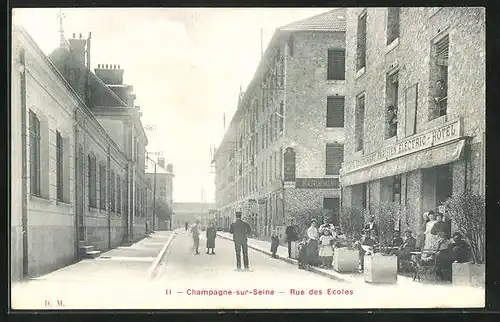 AK Champagne-sur-Seine, Rue des Ecoles