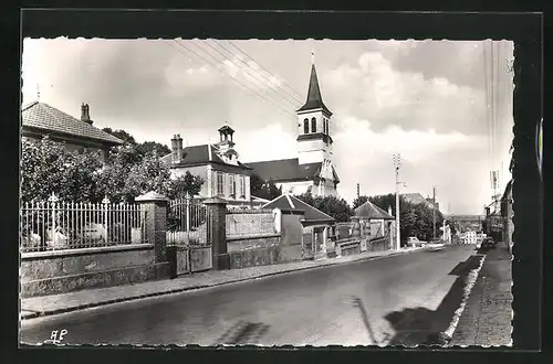 AK La Queue-les-Yvelines, Les Ecoles et l`Eglise