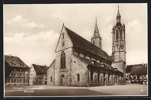 AK Villingen i. Schwarzwald, Münster mit Vorplatz