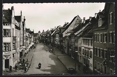 AK Villingen /Schwarzwald, Niedere und Obere Strasse mit Gasthaus