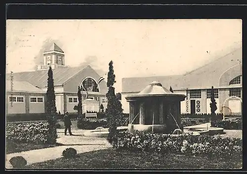 AK Krefeld, Gewerbe-, Industrie- & Kunstausstellung 1911, Garten hinter der Gewerbehalle u. Blick auf die Industriehalle