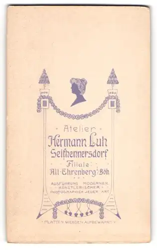 Fotografie Hermann Luh, Seifhennersdorf, Damenkopf im Schattenris über Anschrift des Atelier