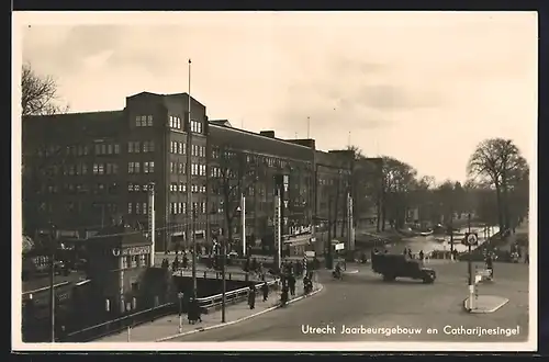 AK Utrecht, Jaarbeursgebouw en Catharijnesingel