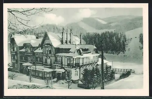 AK Steinhaus a. Semmering, Gasthaus-Hotel Stuhleckerhof mit Sprungschanze