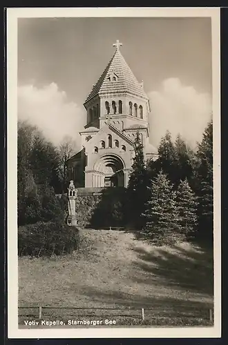 AK Starnberg, Starnberger See, Votivkapelle Ludwig II. mit Stele