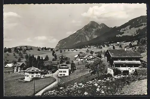 AK St. Niklausen /Obw., Ortspartie mit Stanserhorn