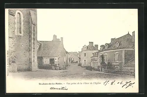 AK St-Jean-de-la-Motte, Vue prise de la Place de l`Eglise