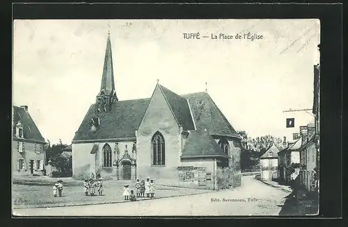 AK Tuffe, La Place de l`Eglise