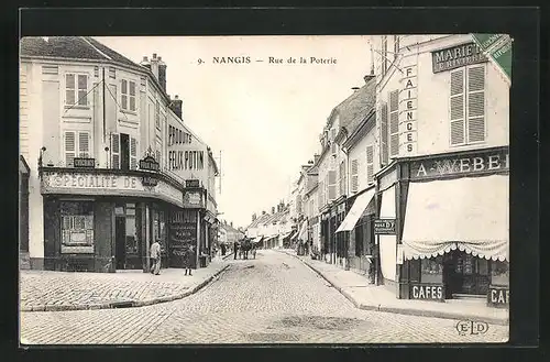 AK Nangis, Rue de la Poterie