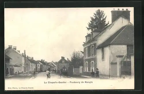 AK La Chapelle-Gautier, Faubourg de Nangis