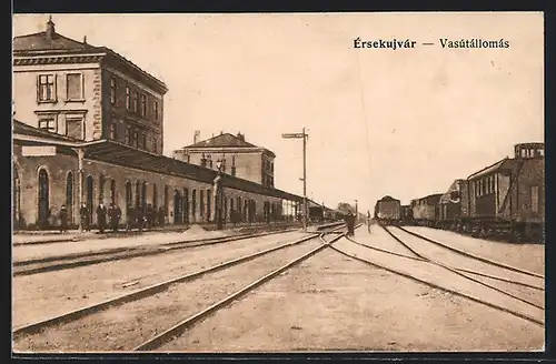 AK Ersekujvár, Vasútállomás, Bahnhof