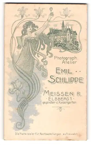 Fotografie Emil Schlippte, Meissen i. S., Elbberg 1, Ansicht Meissen i. S., Frau im Jugendstil mit Lupe, Albrechtsburg