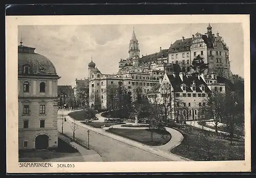 AK Sigmaringen, Schloss mit Strassenpartie