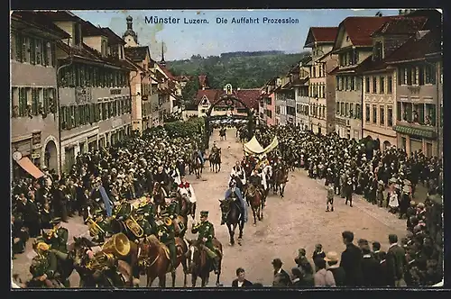 AK Münster, Die Auffahrt, Prozession, mit Blasorchester zu Pferde