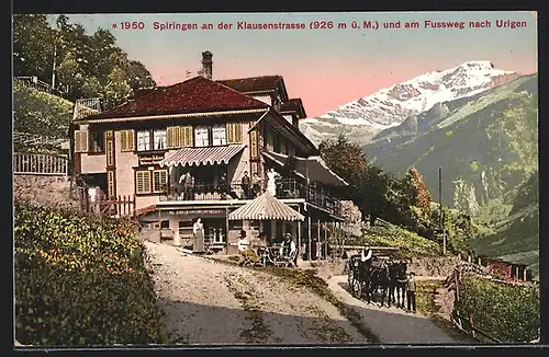 AK Spiringen, Gasthaus St. Anton und Kutsche an der Strasse