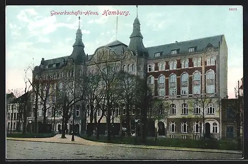 AK Hamburg-St.Georg, Gewerkschafts-Haus mit Strassenpartie