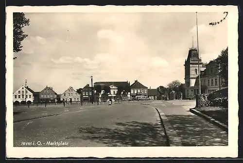 AK Jever i. O., Marktplatz