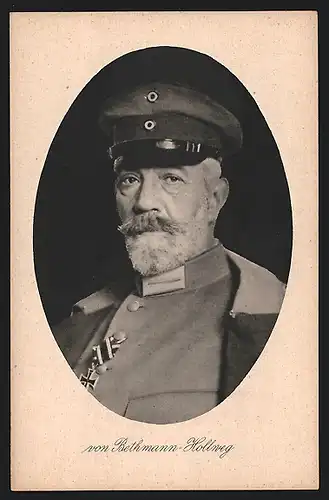 AK Reichskanzler von Bethmann Hollweg in Uniform mit Orden
