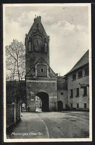 AK Memmingen, Strassenpartie am Ulmer Tor