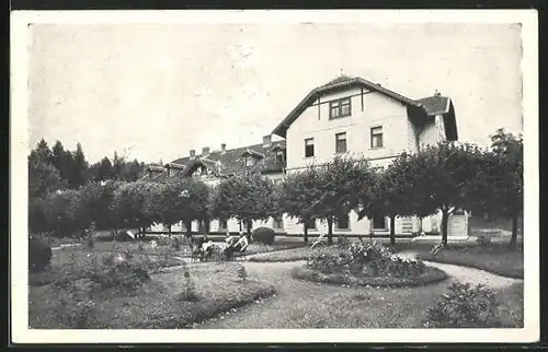AK Stupcice, Lécebný, Gebäude mit Garten