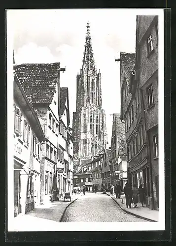 AK Ulm a.d. Donau, Walfischgasse mit Blick zum Münster