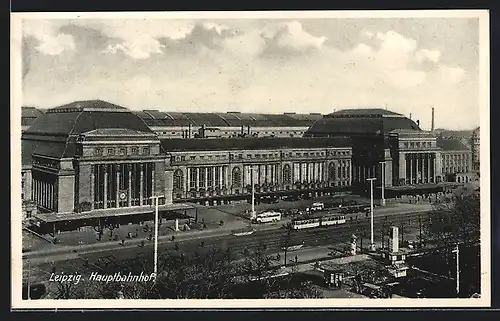 AK Leipzig, Hauptbahnhof mit Strasse aus der Vogelschau