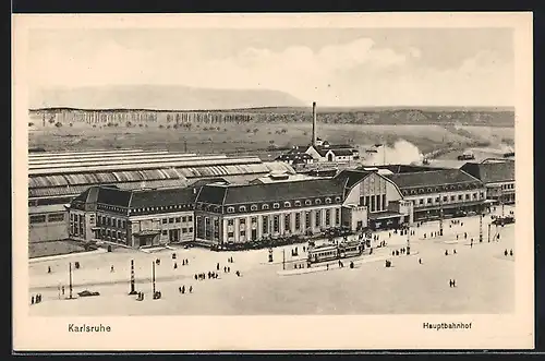 AK Karlsruhe, Blick auf den Hauptbahnhof, Strassenbahn