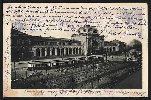 AK Mannheim, Bahnhof mit Strassenbahn auf dem Vorplatz