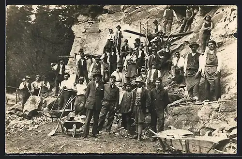 AK Haslach, Arbeiter im Steinbruch