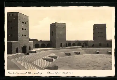 AK Hohenstein, Reichsehrenmal Tannenberg - Ehrenhof und Haupttor