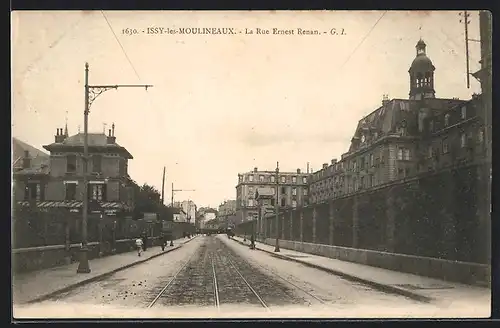 AK Issy-les-Moulineaux, La Rue Ernest Renan