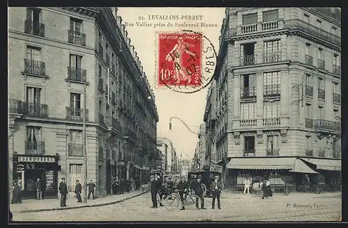 AK Levallois-Perret, Rue Vallier prise du Boulevard Bineau
